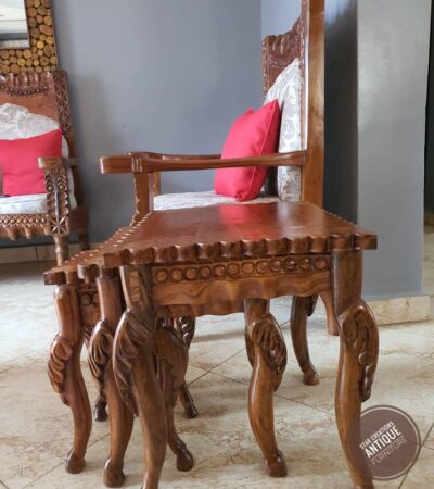 Nest Table