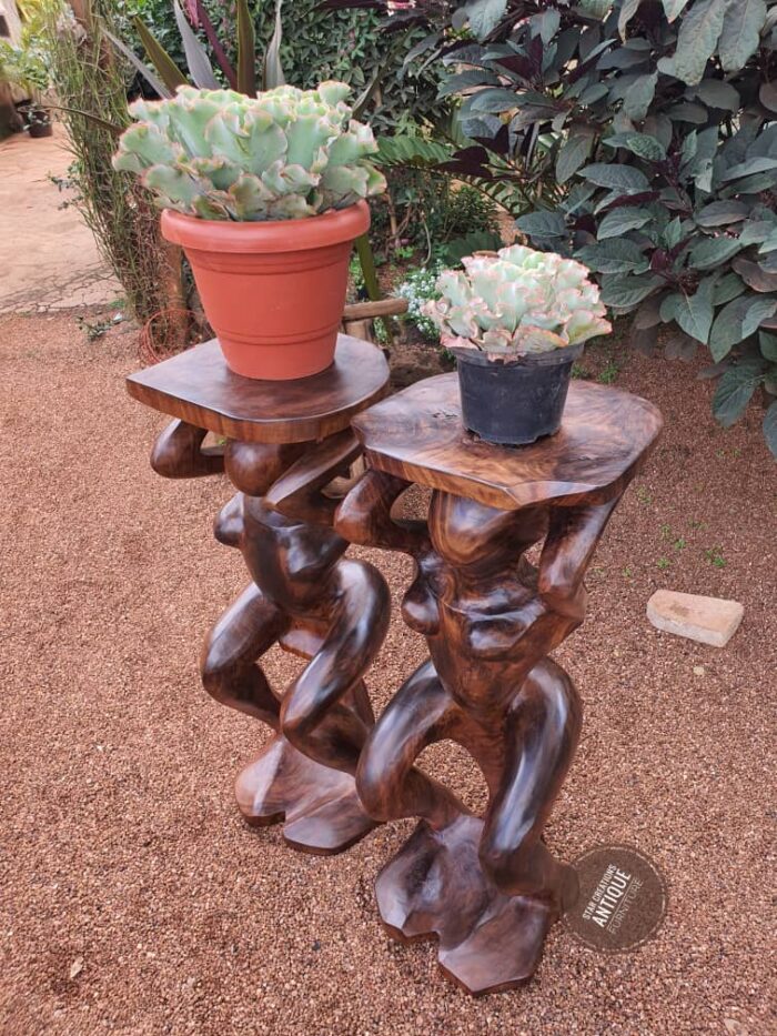 African Lady Sculpture - Image 2
