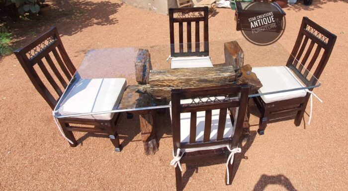 Sleeper 4 Seat Dining Set - Image 3
