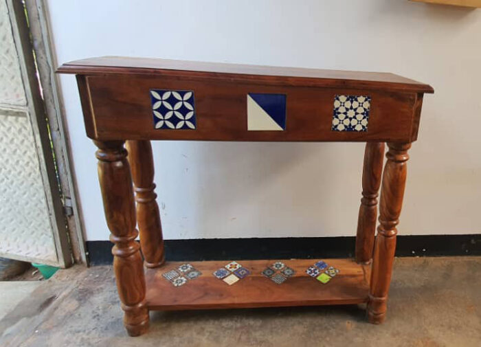 Console Table - Image 2
